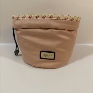 Gucci Blush Pink Bucket Pouch or Makeup Bag NWT